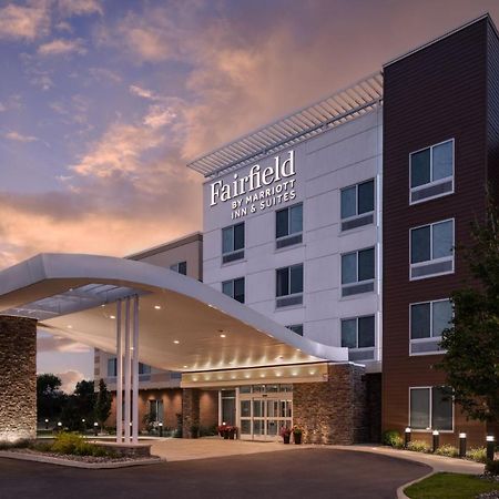 Fairfield Inn & Suites By Marriott Cleveland Tiedeman Road Brooklyn Exterior photo